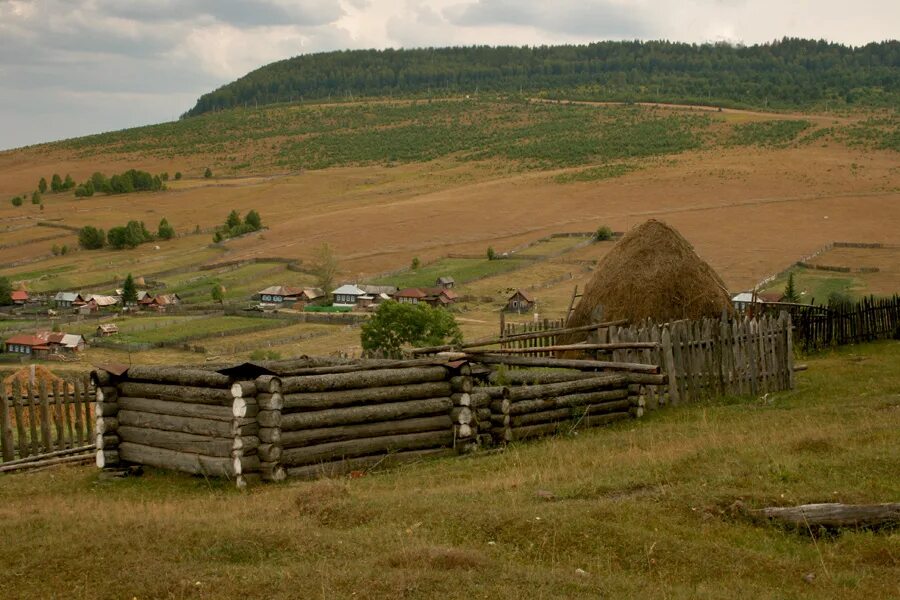 5 деревень. Мончазы. Башкиры в деревне. Глинка деревня Башкирия. Башкирская деревушка.