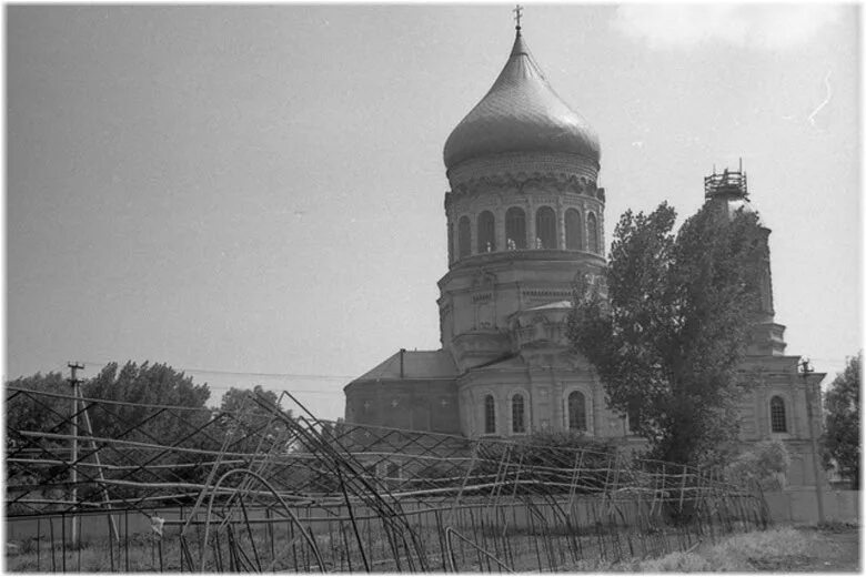 Церковь Покрова Пресвятой Богородицы Каневская. Храм станицы Каневской старый. Храм Покрова ст Каневская. Храм Покрова Пресвятой Богородицы ст. Каневской. Старая каневская