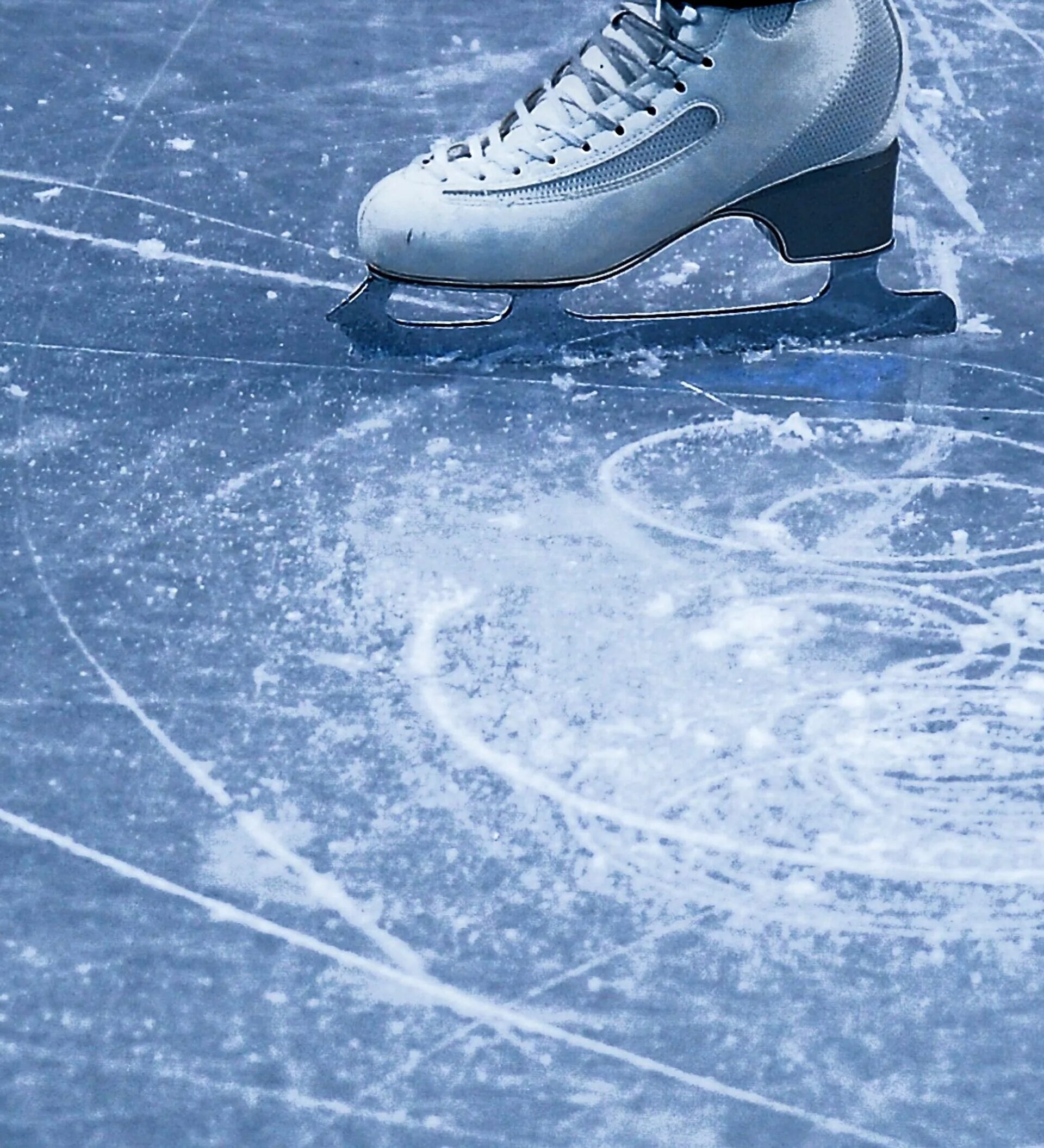 Figure skating draughts