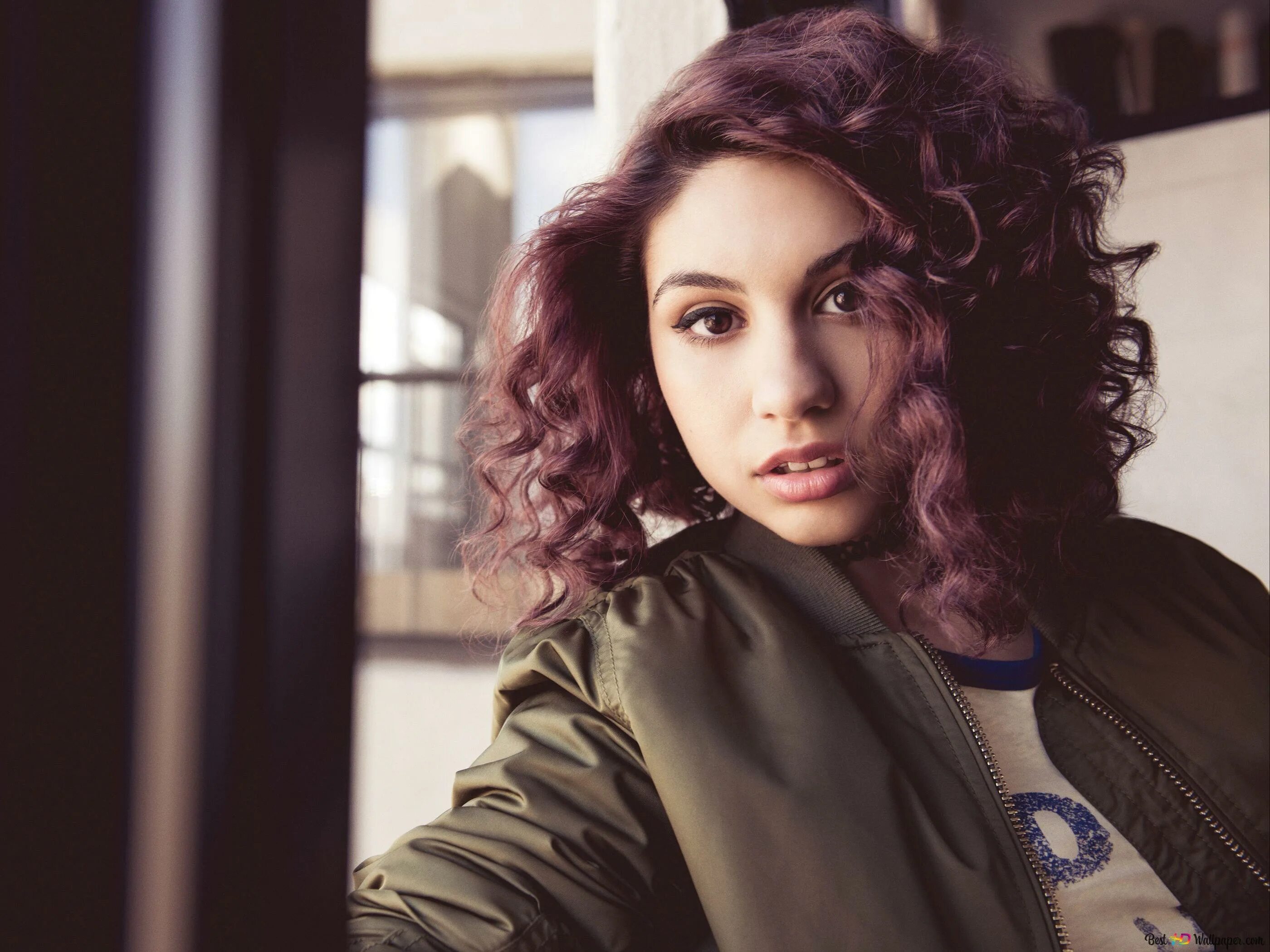 Alessia cara scars. Алессия. Алесия Марсеглиа. Алессия Каро here.