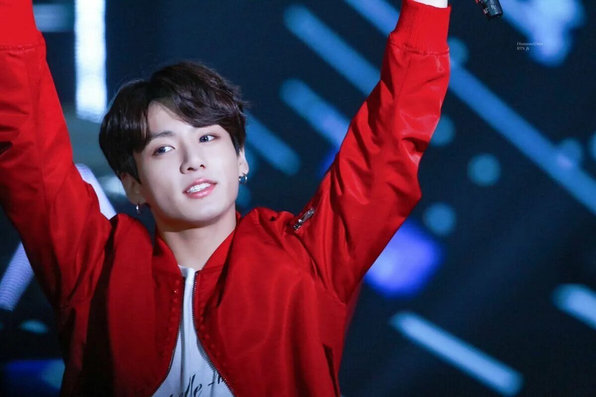 Где чонгук из bts. Бтс чон чонгук. чон чонгук бтс 2025. бтс чону гук. чон чонгук 2018.