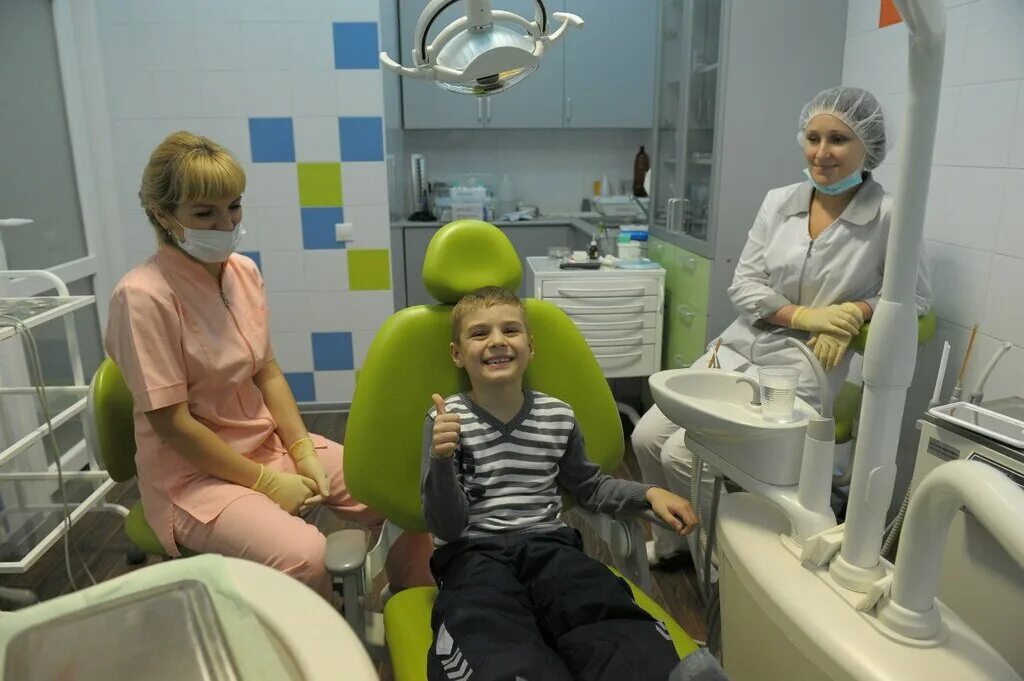 детский уголок в стоматологии. медленд детская клиника автозаводский район. детский медцентр на дорошихе. детские клиники дзержинск. дзержинск стоматология дзержинск жемчужина.