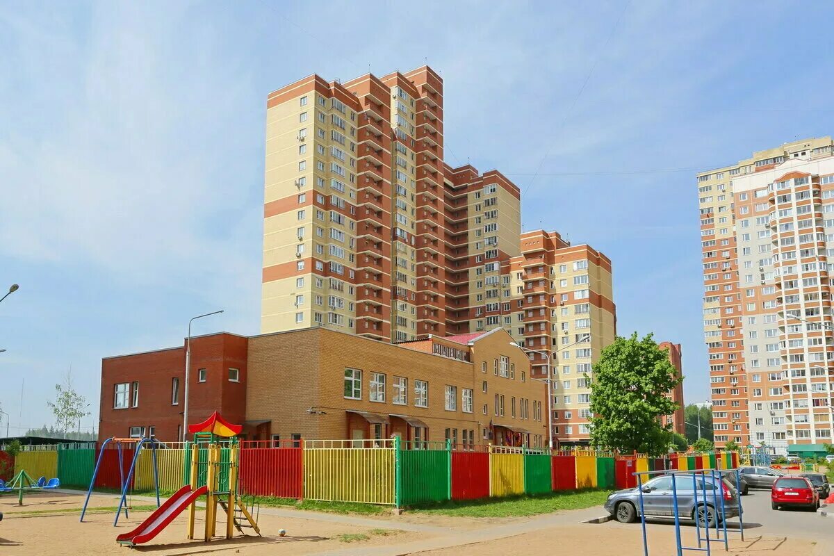 Г. Балашиха ул светлая. 40 лет победы балашиха. Евстафьева, д. Дом балашиха свердлова 32.