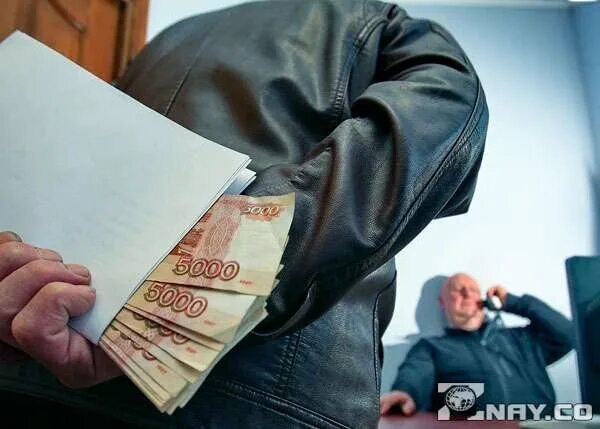 Чиновник посетитель. Воровство чиновников. чиновники воры. чиновники россии воры. вор коррупционер.