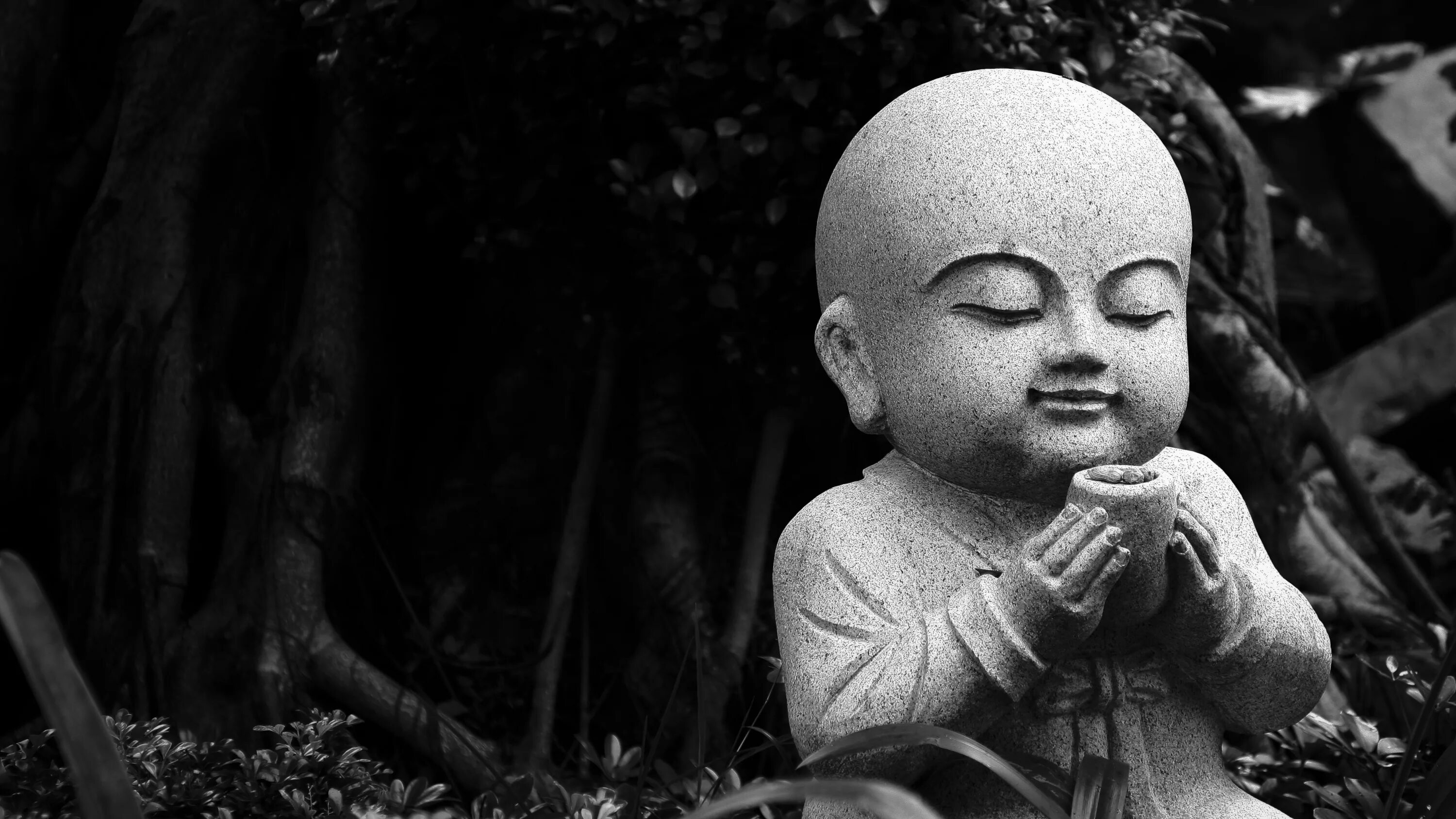 9 детей дзен. Бернардо Бертолуччи маленький Будда. Будда малыш. Будда младенец. Будда лысый.