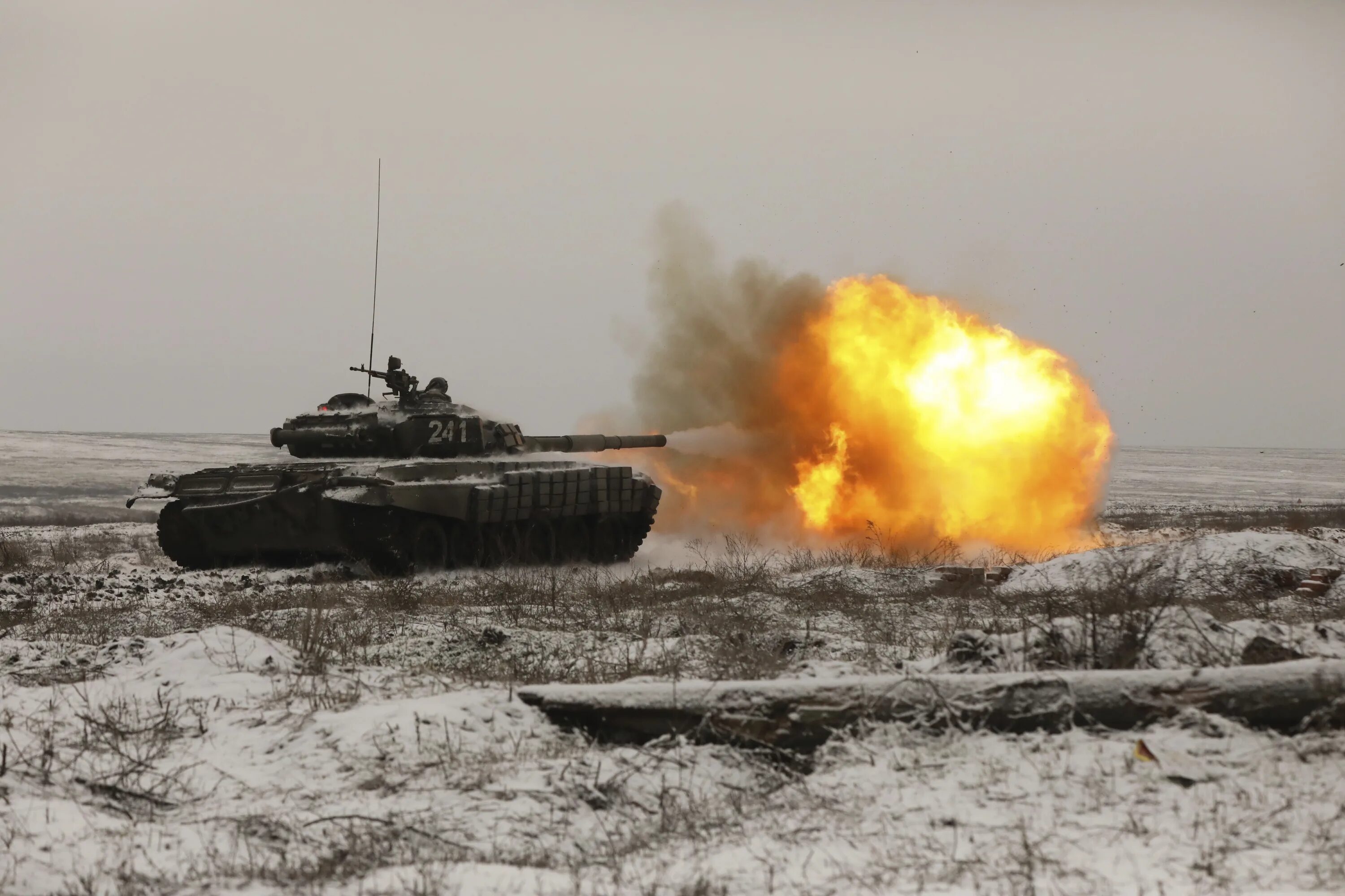 Последнее нападение на россию. Т-72б3 НАТО. Танк т-72 б3 на Донбассе. Т-72 ЮВО.