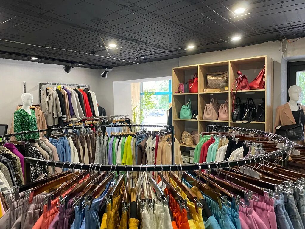 Glamcity магазин женской одежды магазины. магазин svyatnyh в брянске. гардероб брянск. магазины мужской одежды в брянске. обязательный ассортимент магазина одежды.