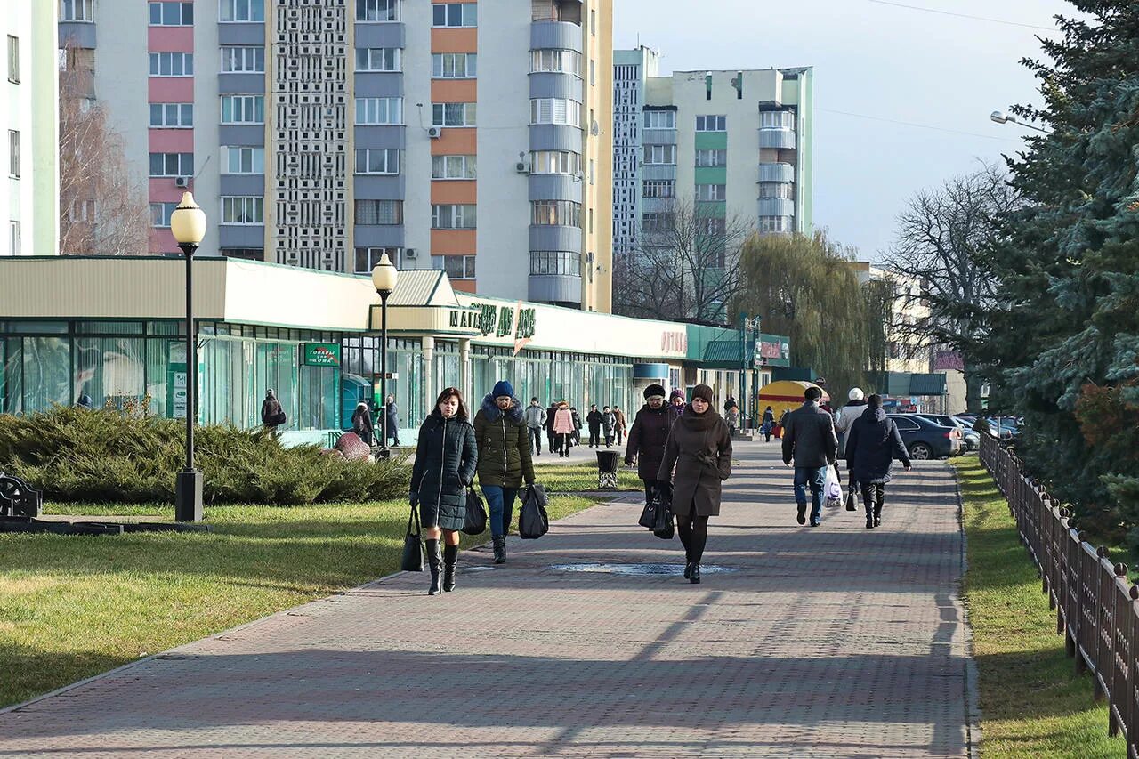 Речица. Речица (Гомельская область). Город Речица улицы. Речица Беларусь люди. Речица население