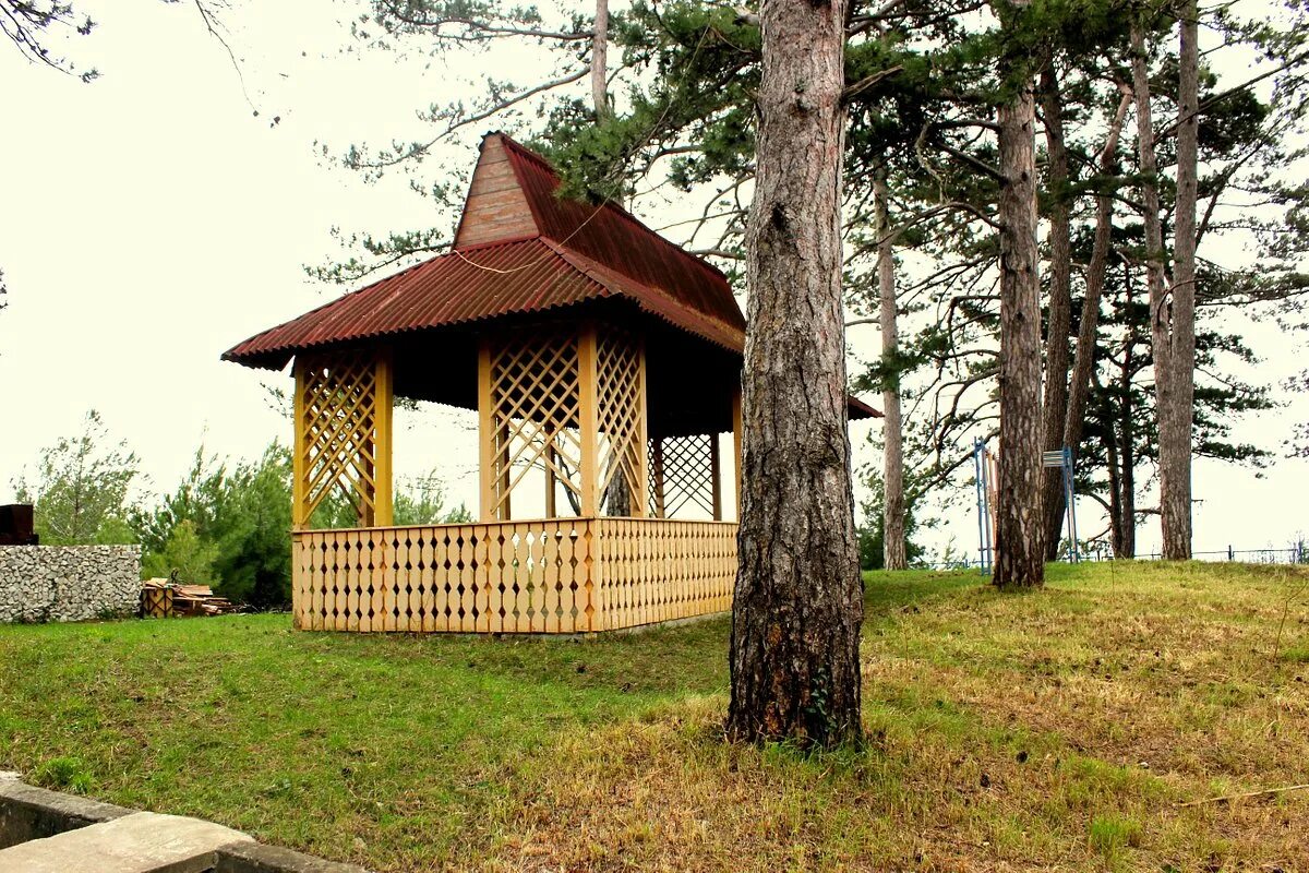 База отдыха лунное. Лунная Поляна Магри. Лунная Поляна Сочи база отдыха. Магри кемпинг. База отдыха Магри.