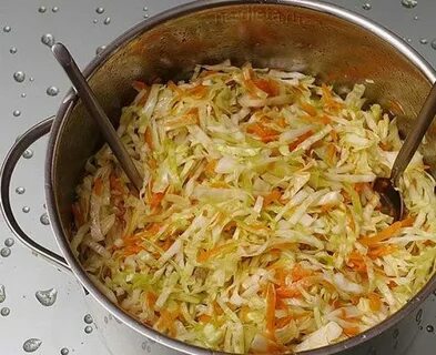 Как потушить капусту без моркови