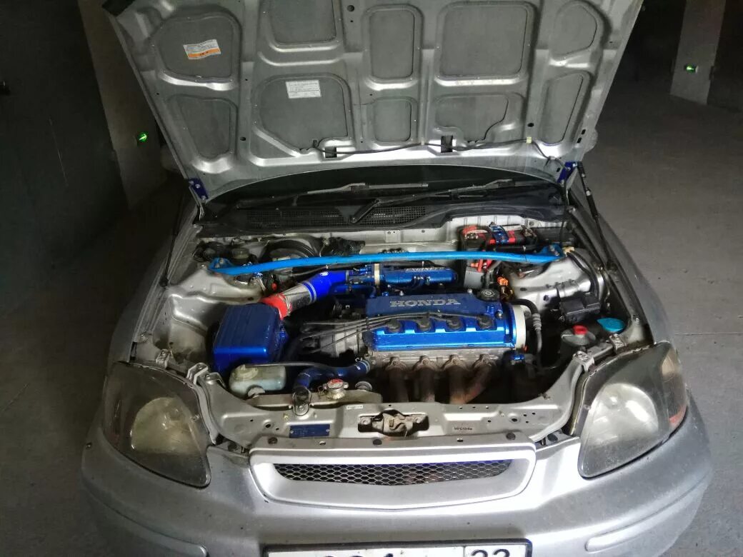 Капот хонда цивик 6. Civic 7 2001 подкапотка. Honda civic eg8. Капот honda civic ferio 5. Цивик ферио 1998 lev.