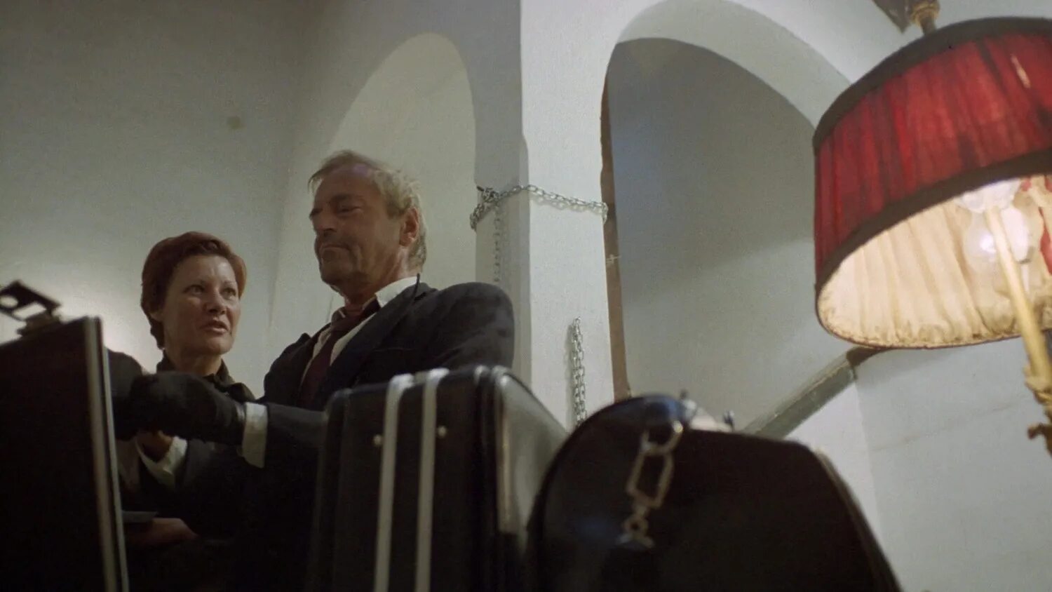 Zellenblock. Женщины в камере 9 1978. Фильм women in cellblock 9. Женщины в камере 9 1978. Женщина с камерой.