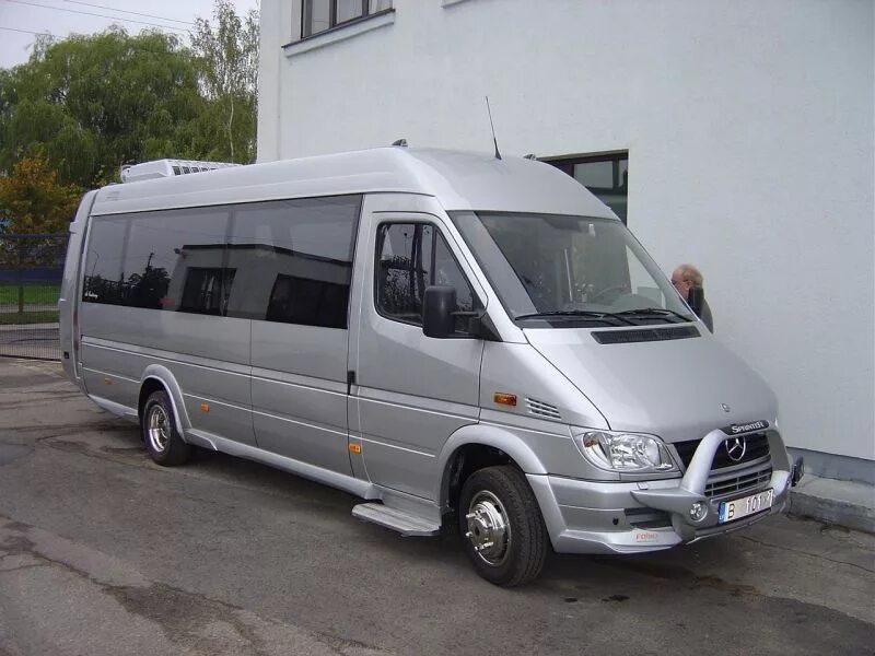 Mercedes Sprinter 216 Classic. Мерседес Спринтер Классик пассажирский. Sprinter 211 пассажирский. Мерседес Спринтер 413 туристический. Мерседес микроавтобусы бу купить