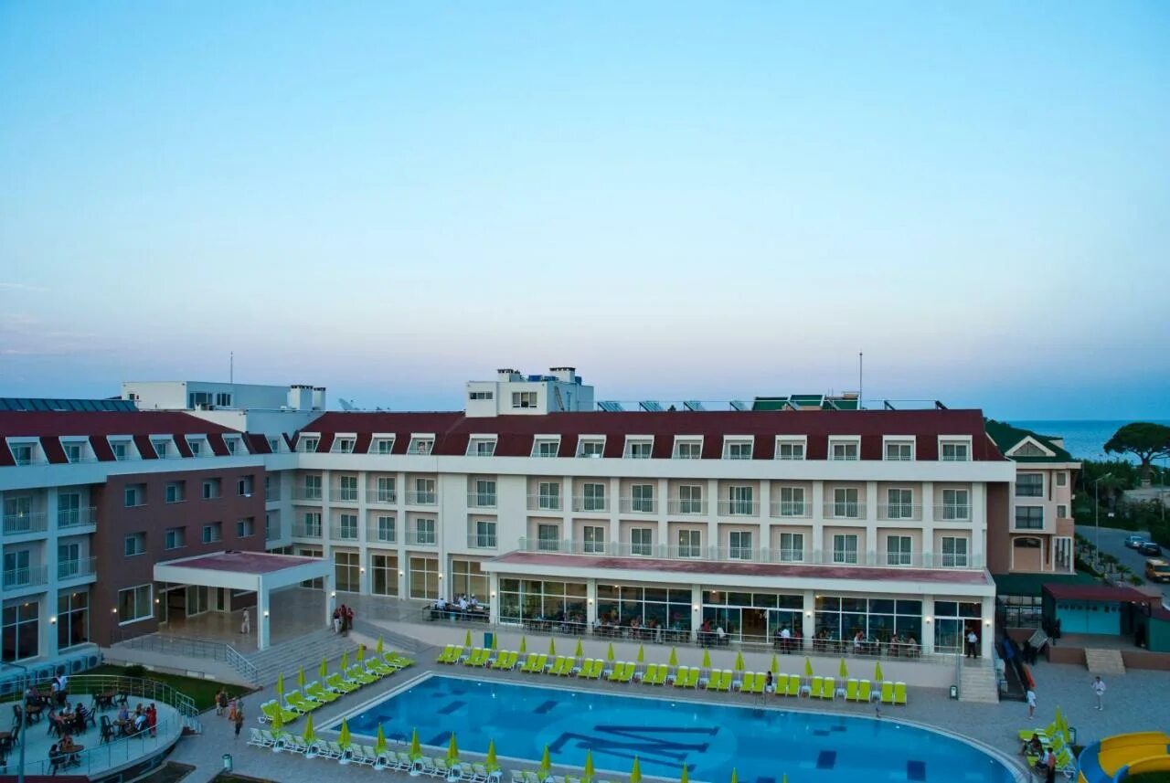 White lilyum 5 кемер. Отель белая лилия кемер. White lilyum hotel 5 турция. White lilyum hotel 5 чамьюва. Mg white lilyum кемер.