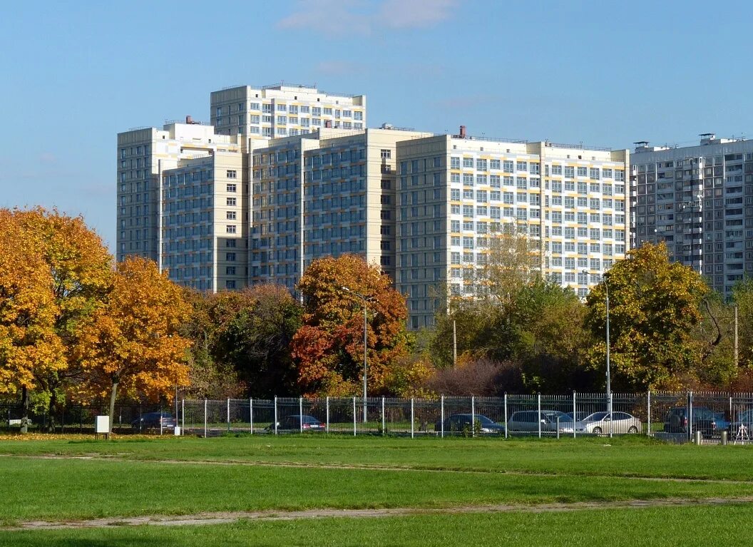 Купить вторичку в свао москвы. Улица Академика Королева 10 Москва. Москва ул Академика королёва 10 Седьмое небо. Улица Академика Королева дом 10. Академика Королева 10 ЖК.