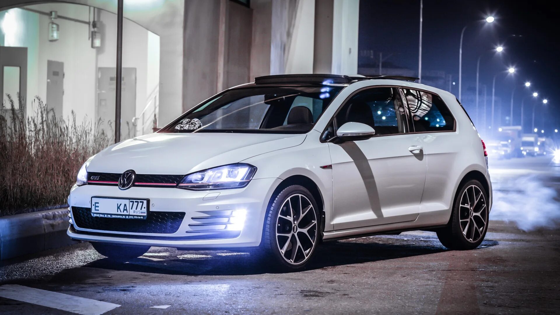 Гольф купить екатеринбург. Golf GTI mk7. Golf 7 GTI. Golf GTI mk7 2014. Golf GTI MK7.5.