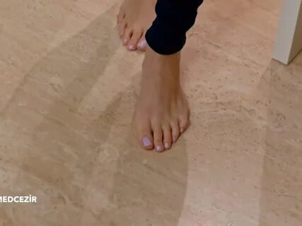 Serenay Sarikaya's Feet - I piedi di Serenay Sarikaya - Page: 2 - Celebrities Fe