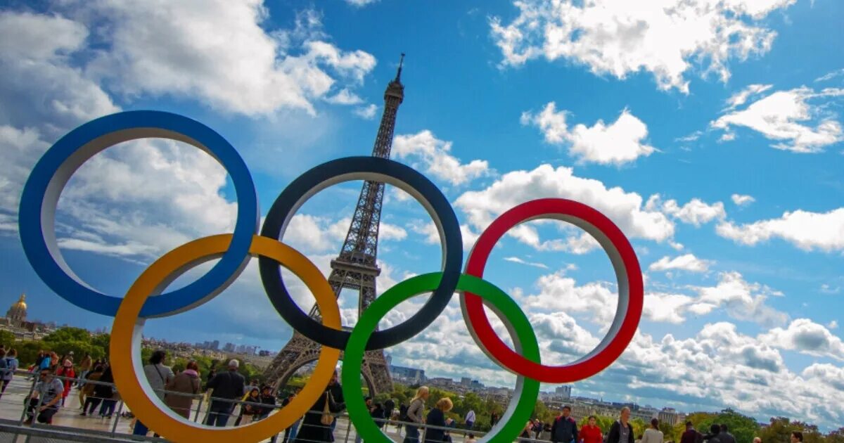 2024 олимпийские игры город. Олимпийские кольца в лос анджелесе. Олимпийские игры в париже 2024. Олимпик. Олимпийские игры.