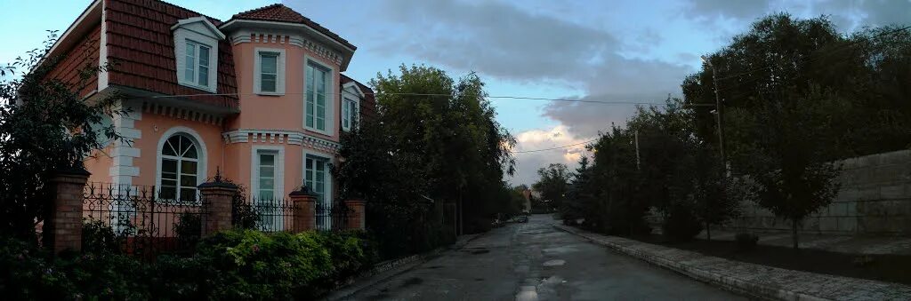 Парк отель хамовники балаково. Казань ул рихарда зорге. Отель хамовники вольск. Приволжская 11. Зольное ул набережная фото.