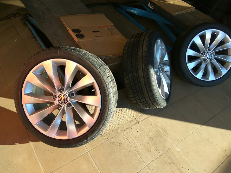 Ниссан теана j32 на 19 дисках. 50. Vossen вертушки r16. Ниссан теана 31 диски. Оригинальные диски на джетта 6.