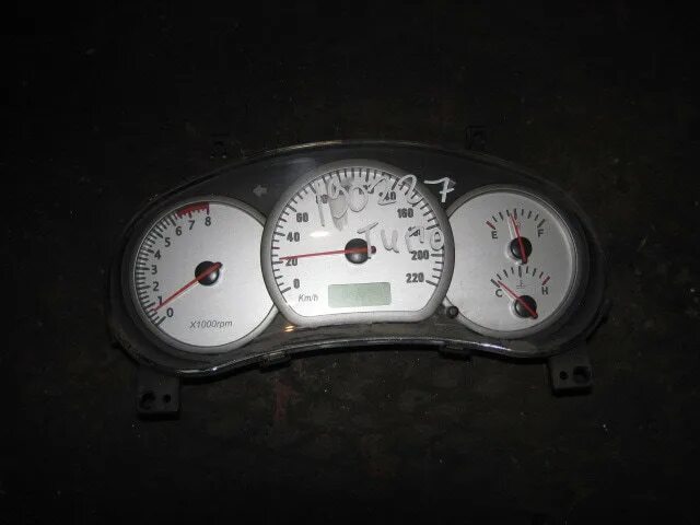 Chery tiggo t11 приборная панель. Chery tiggo t11 приборная панель. Шестеренка стрелка тахометра чери тиго т11. Приборная панель тигго т11. Chery tiggo t11 панель приборов.