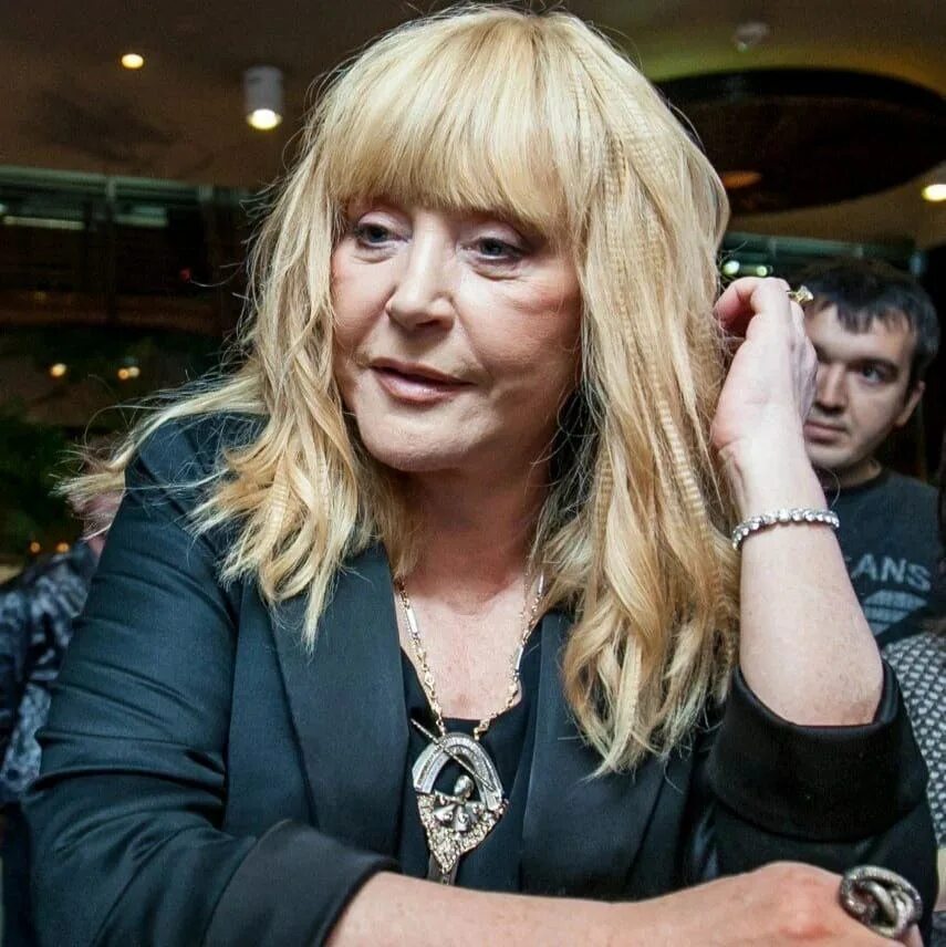 Сколько сейчас пугачева