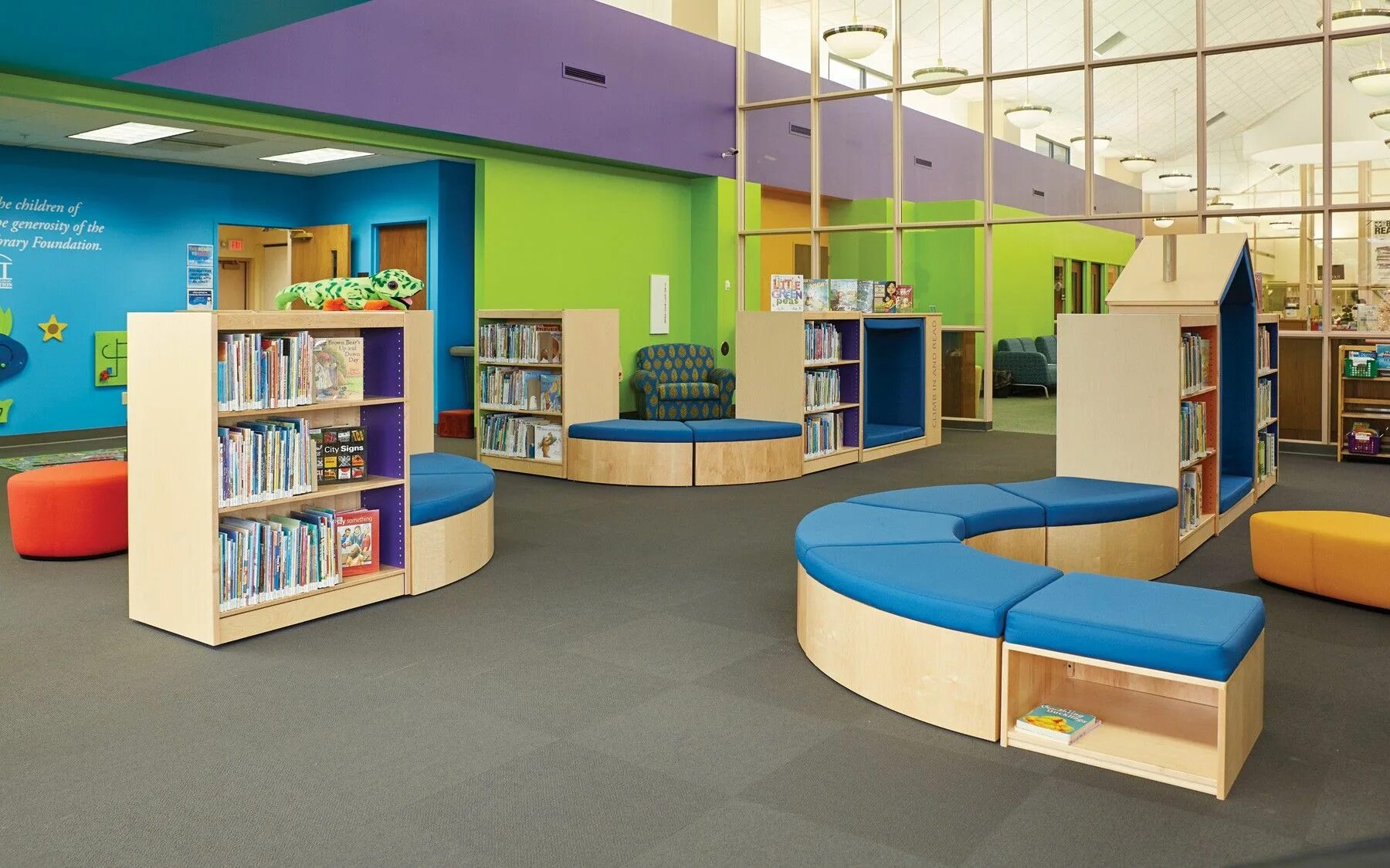 Neobio Family Park / X+Living Kindergarten interior, Family park, Library design