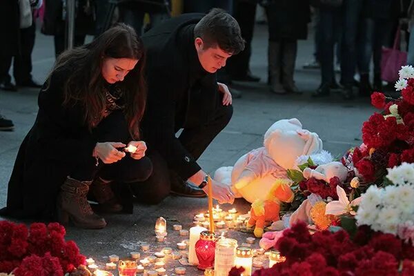 Белоруссия траур. День траура. Траур по погибшим детям. День траура в России. Траур фото.