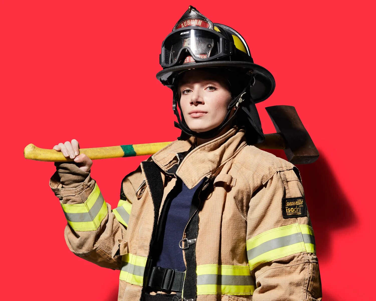 Аудит пожарной безопасности. Реклама с пожарниками. Пожарный аутсорсинг. Монтаж и обслуживание. Специалист по противопожарной профилактике картинки.