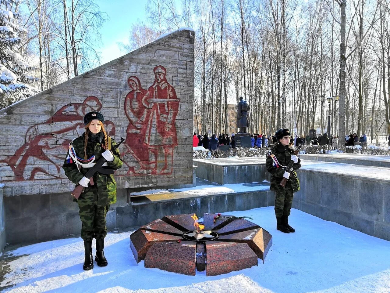 Погода в старой руссе по часам. Освобождение г.Старая Русса от немецко-фашистских захватчиков. Освобождение города Старая Русса. День освобождения старой Руссы. Старая Русса день освобождения.