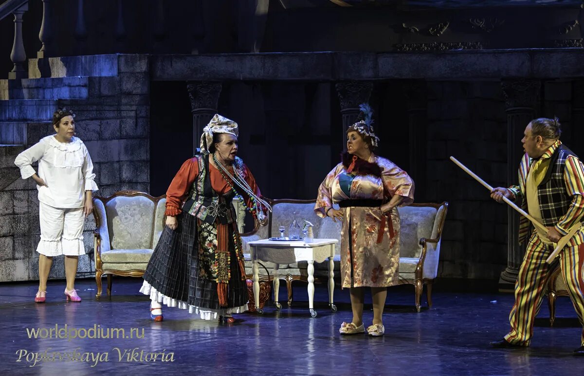 Олег борисов за двумя зайцами. За двумя зайцами фильм 1961. Олег борисов голохвастов. Олег борисов за двумя зайцами. За двумя зайцами фильм проня.