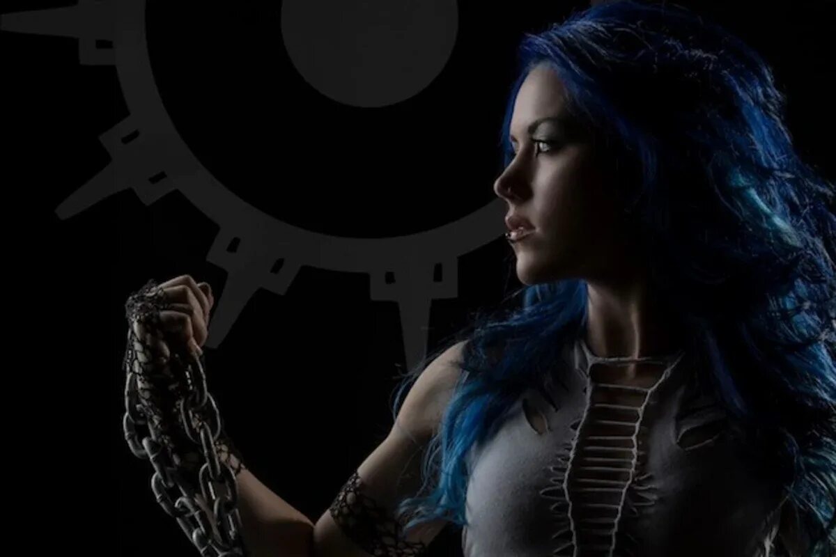 Алиса самую крутую. Alissa white-gluz. alissa white-gluz the agonist. группа the agonist. алиса вайт гласс.