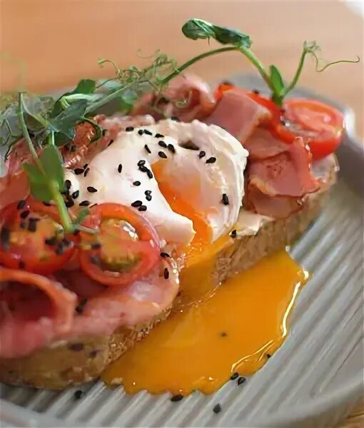 сырники с ванилином. клуб второй завтрак. кафе больше чем завтрак севастополь. завтраки в отеле украина евпатория. пицца с овощами.