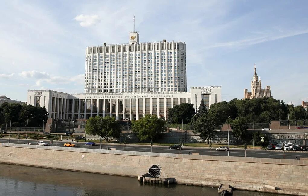 Белый дом (здание правительства РФ В Москве). Архитектор д.н. Чечулин. Дом правительства Российской Федерации 1994. Дом правительства на Краснопресненской набережной. Белый дом на Краснопресненской набережной в Москве. Правительства рф 333