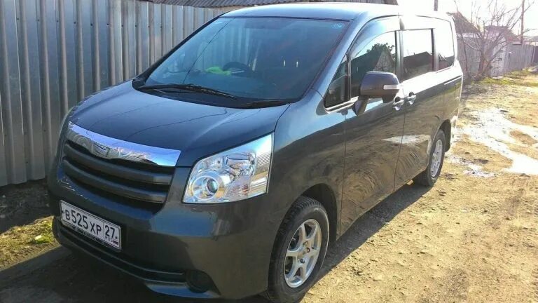Тойота ноан 2007. Тойота ноах 2007 черный. Тойота noah 2007. Тойота ноах 2007 черный. Toyota noah 2007.