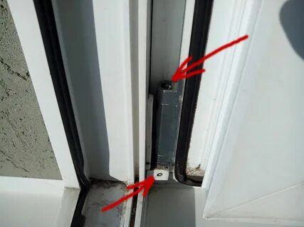 Как плотно закрыть окно на зиму