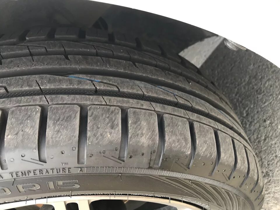 Купить шины в спб 195 65. Нокиан Хакка Блю 2 195/50/15. Nokian Tyres Hakka Blue 2 195/65 r15. R15 195 50 Nokian Blue 2. Nokian 195/50/15 82v Hakka Green 3.