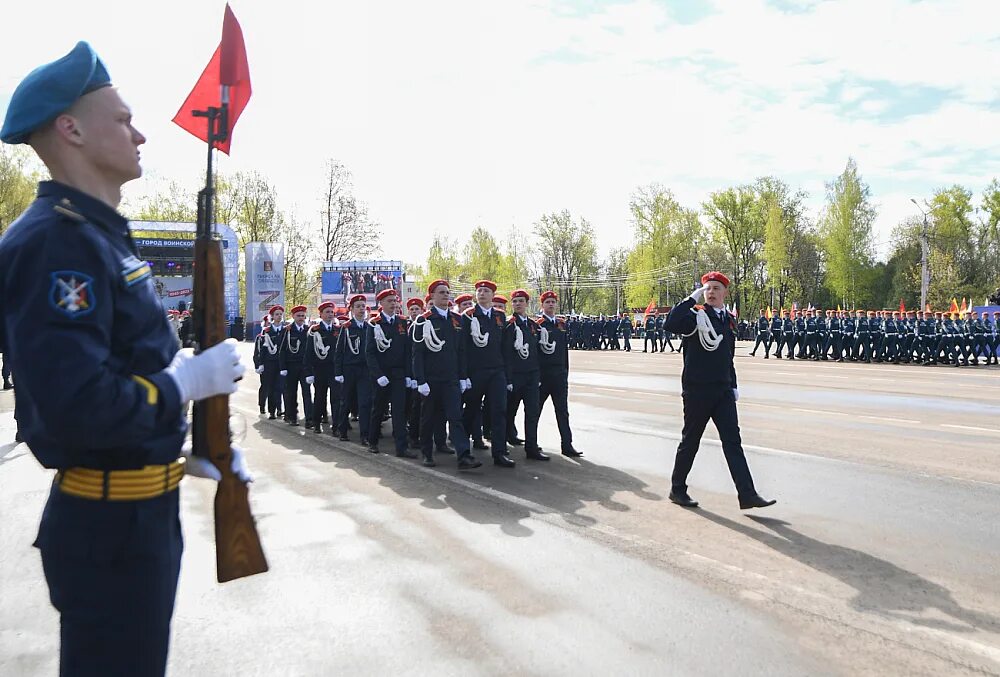 Парад победы 2025 будет или нет. Парад в городе. ржев парад победы. парад победы тверь. парад в ржеве.