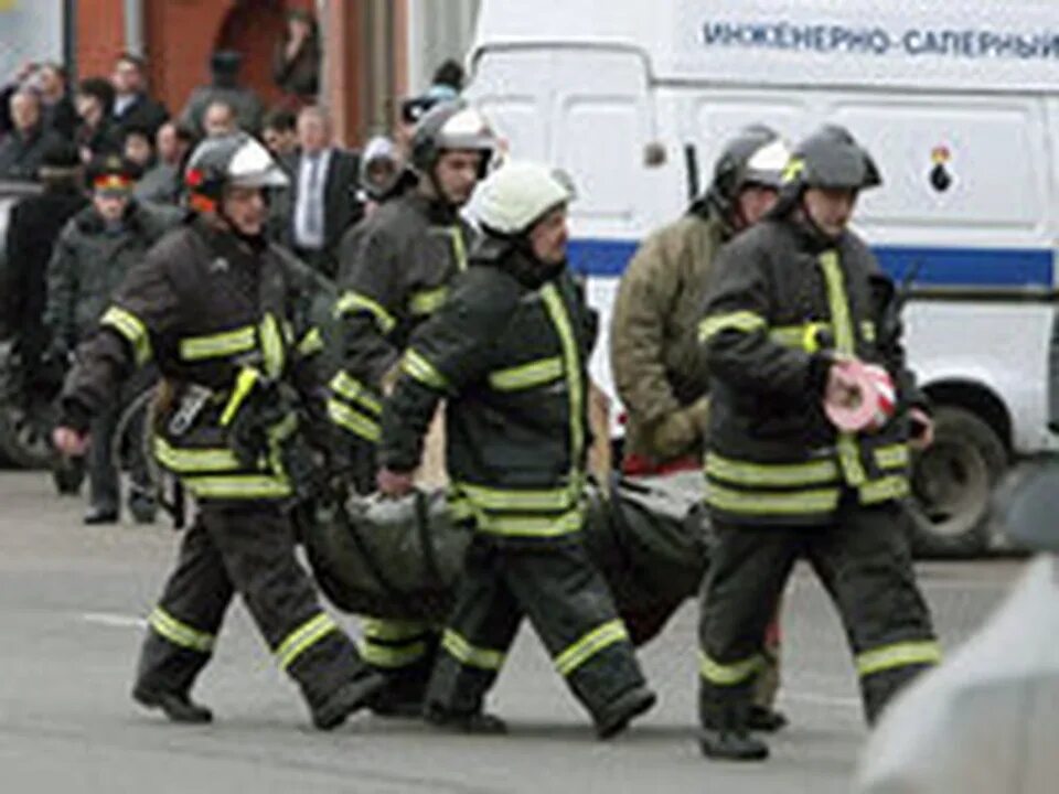 Взрывы в Московском метрополитене. Теракт в Московском метро. Пострадавшие в Московском метрополитене теракт. 2004 Год. Теракт в Московском метро. Ощущается в москве