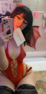 Succubuza nudes 