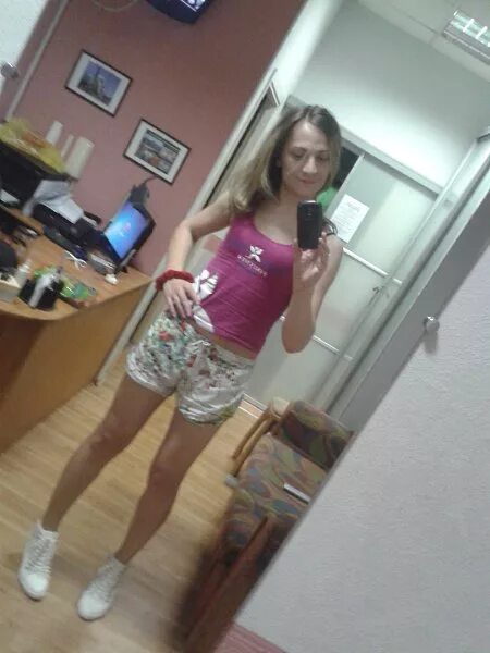 Пассив в женском москва. Я пассив. Мужчина ищет парня пассива. Пассивные мужчины. Статус в активном поиске.