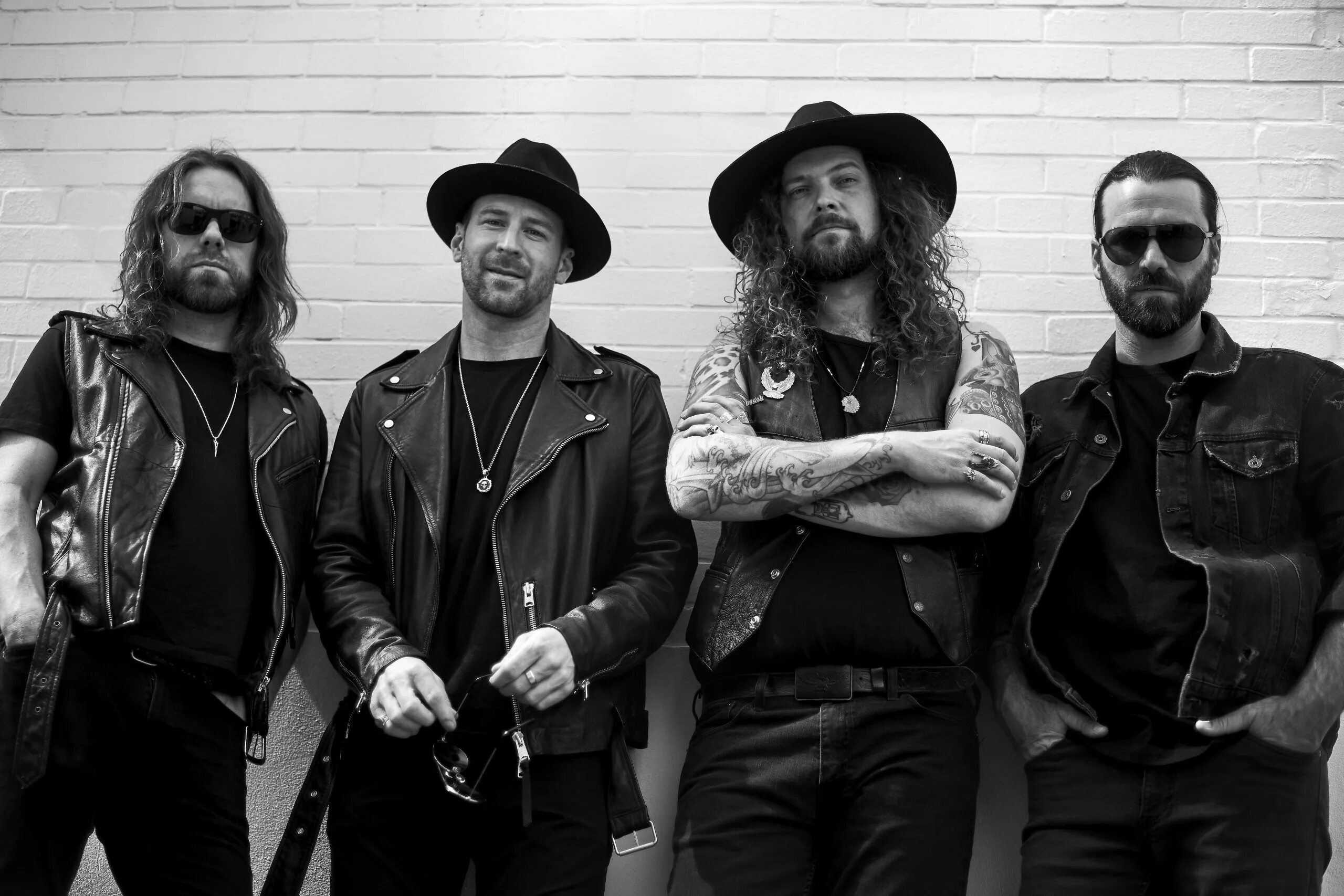 Group true. Monster truck группа. monster truck true rockers 2018. monster truck sittin&#039;heavy. monster monster группа.