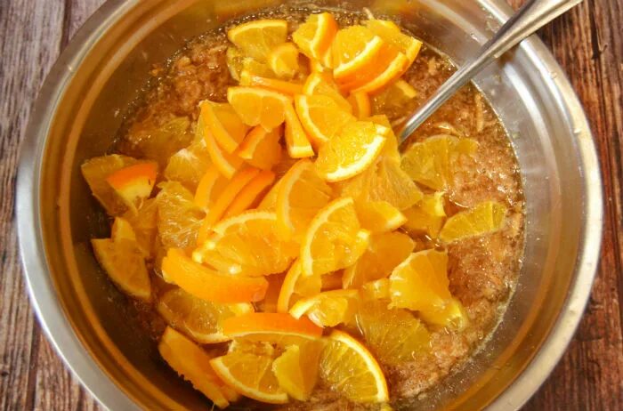 Варить апельсин. Цедра лимона в кастрюле. Кастрюля тыква. Лимона цедра. Апельсиновый джем.