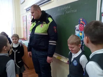 Инспектора школ