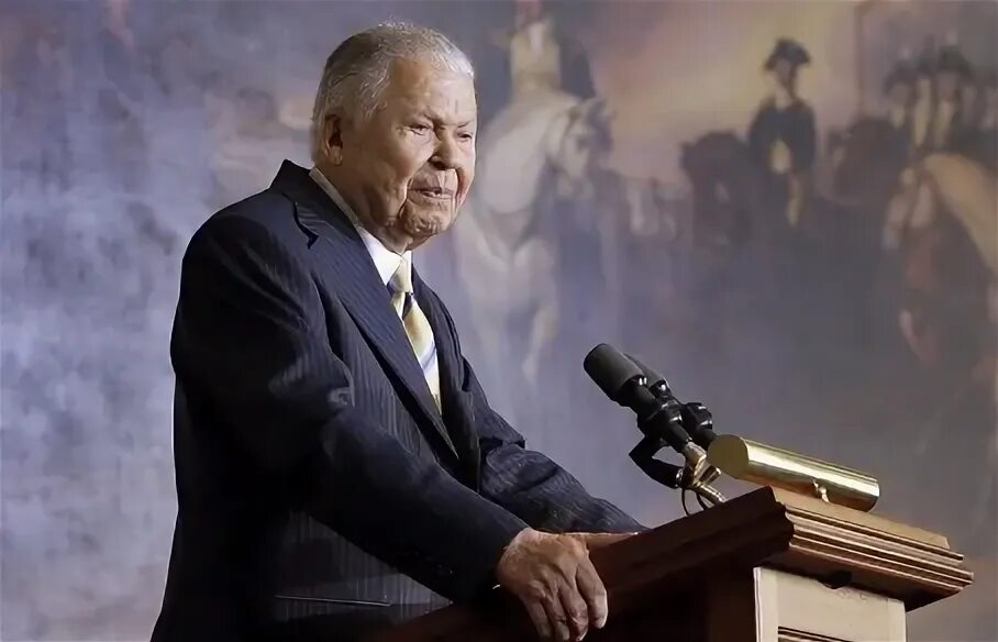 1 президент сша афроамериканец. первый сенатор. первый сенатор. сенаторов-демократов джо манчина. первый сенатор.