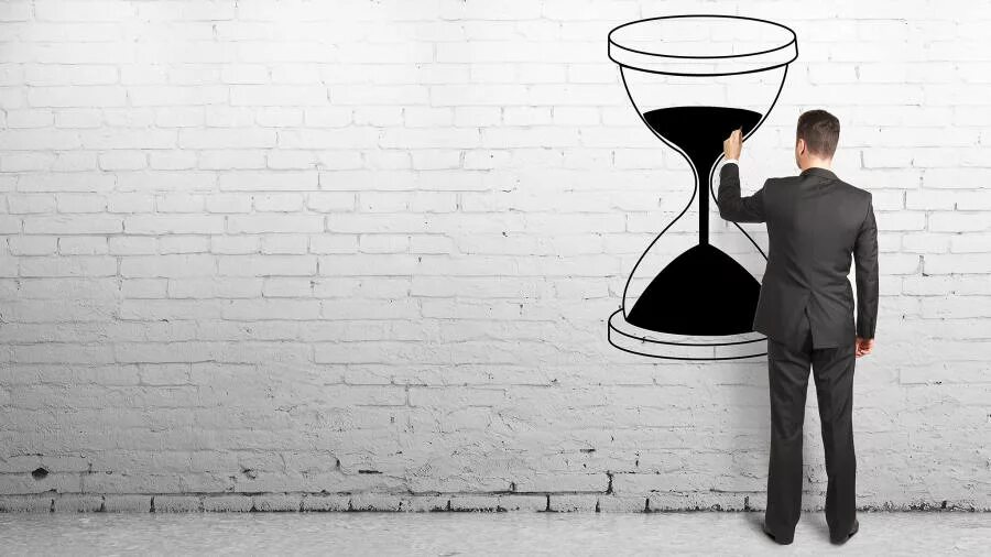 Моментс лейтер. Дилберт скотт адамс reorganisation. Бритни спирс baby one more. Картинка с надписью one more time. Бритни спирс в школьной форме.