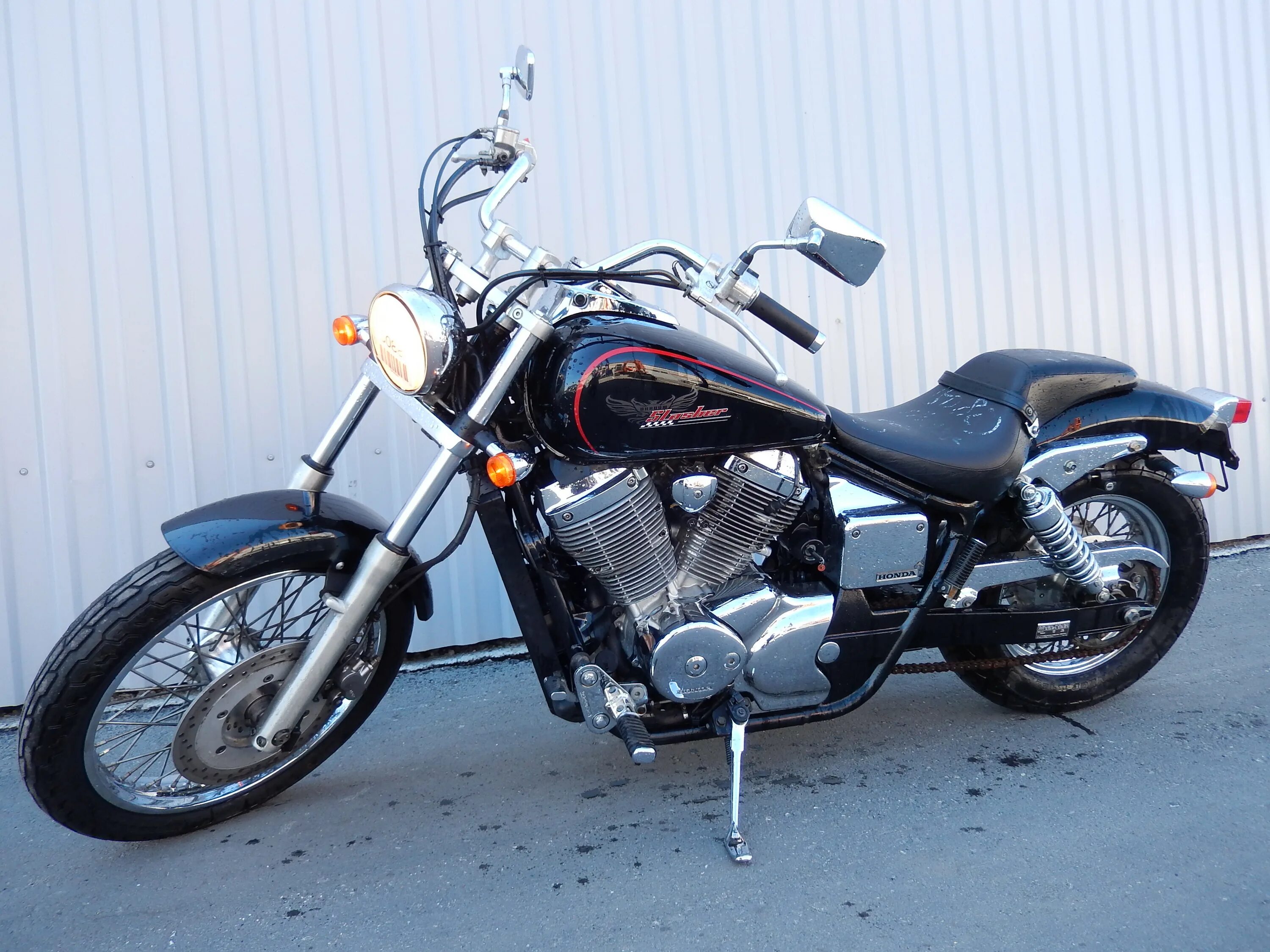 Мотоцикл Honda Shadow 400. Хонда шадоу 400. Чоппер Хонда Shadow 400. Honda shadow slasher