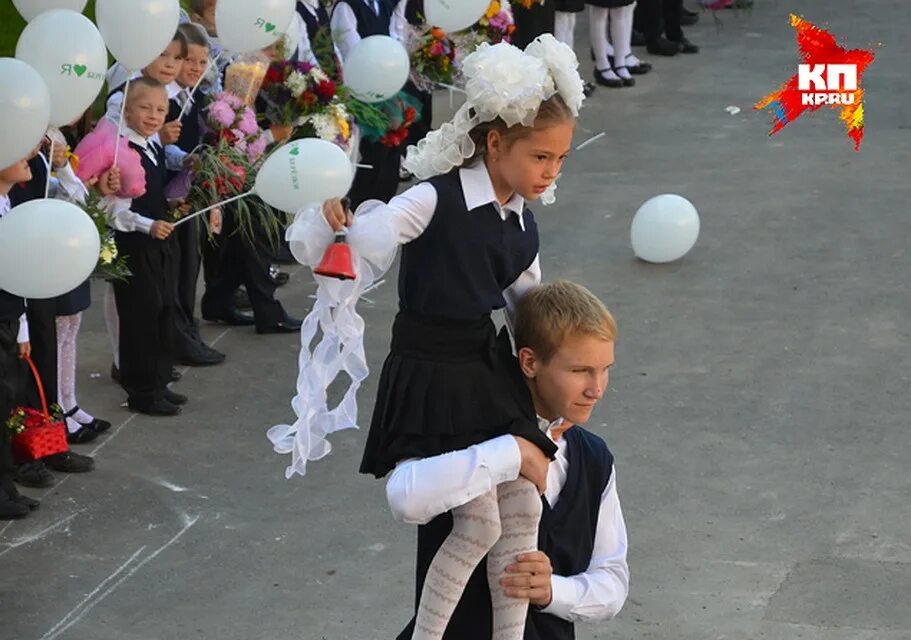 Новолуговская средняя школа 57. Школа Новолуговое. Школа в Новолуговом Новосибирск. Село Новолуговое школы. Школа 57 новосибирск