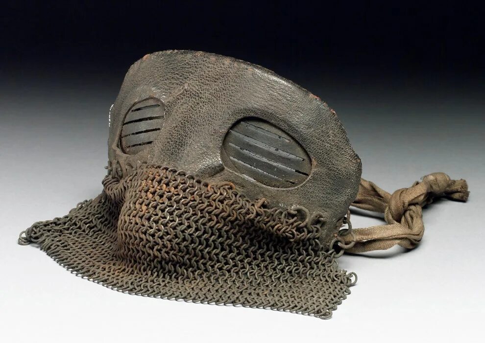 Маска танкиста первой мировой войны. Кольчужные маски 1 мировой. Кольчужная маска танкиста. Защитные маски первой мировой.