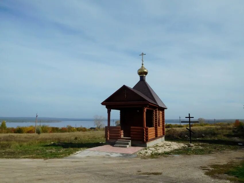 3-к кв. Самарская область, Сызранский район, Междуреченск пгт Парковая ., Купить